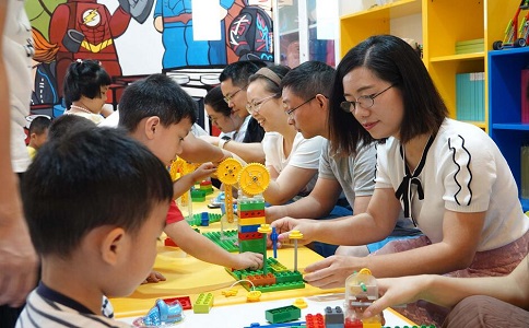 報(bào)名參加集體活動對孩子的八大益處